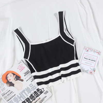 Модерен дамски топ в няколко цвята с цип 