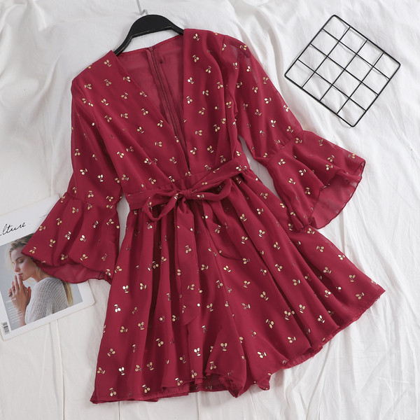 Salopeta de dama moderna in mai multe culori cu decolteu in V