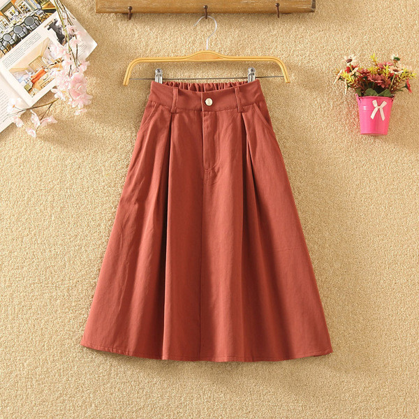 Спортно-елегантна дамска пола в няколко цвята