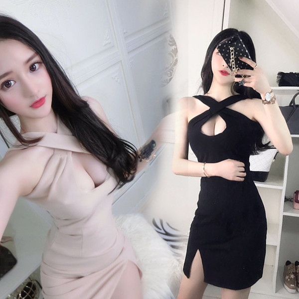 Rochie de damă moale, cu decolteu și fante