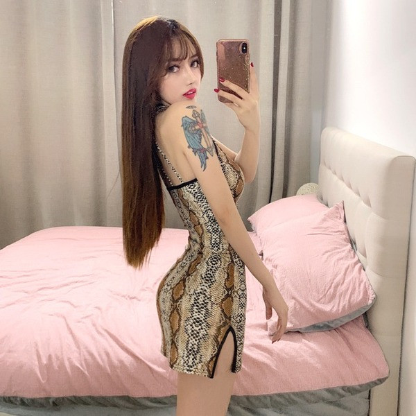 Rochie moderna de dama fara maneci cu model leopard