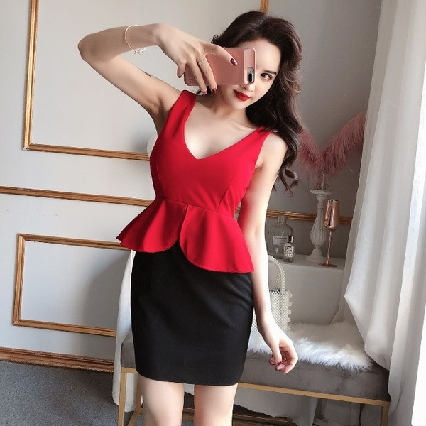 Rochie moderna de dama in patru culori cu decolteu in V