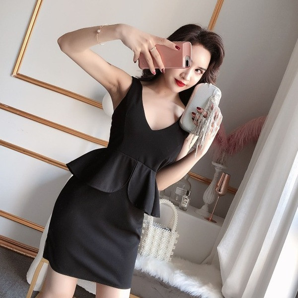 Rochie moderna de dama in patru culori cu decolteu in V