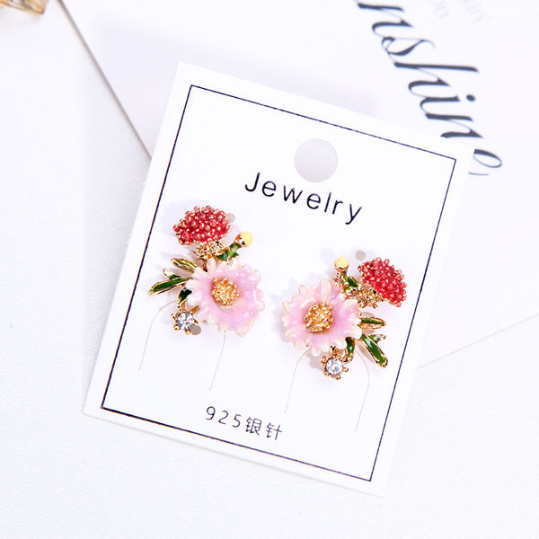 Női fülbevaló három színben, díszkövekkel