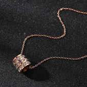 Elegáns női nyaklánc arany színben