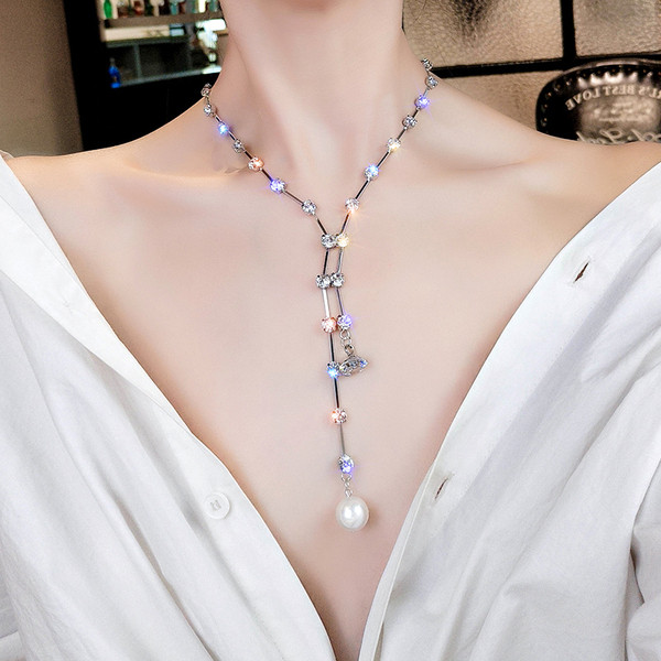 Colier elegant de dama cu pietre si perle