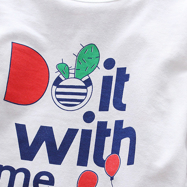 Bluză pentru copii modernă pentru fete cu aplicație în alb