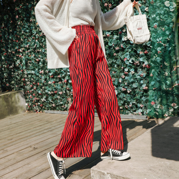 Дамски ежедневен панталон в три цвята широк модел