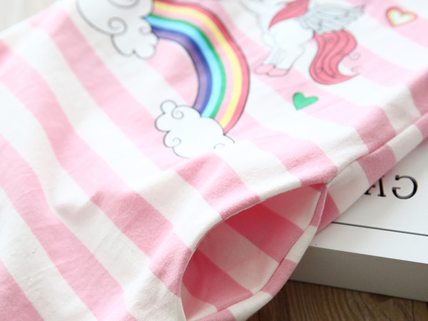 Rochie moderna pentru copii cu aplicatie si buzunar in doua culori