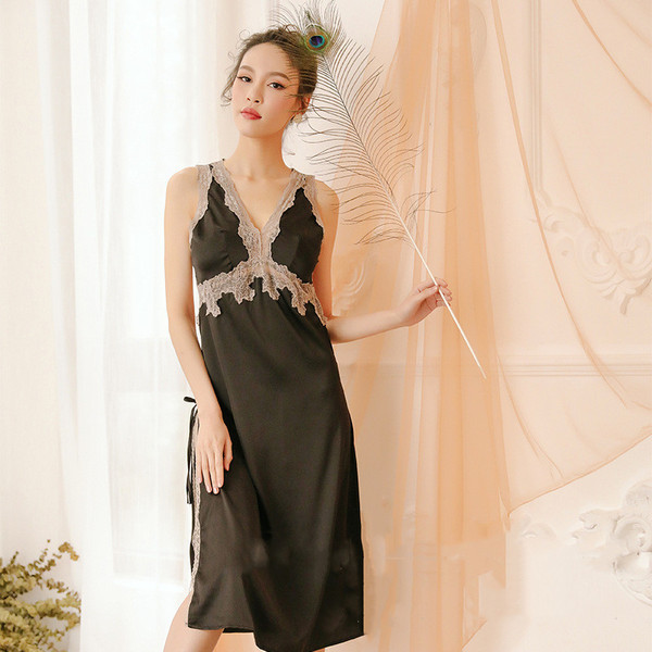 Cămașă de noapte elegantă de damă din satin, cu spatele gol, în mai multe culori