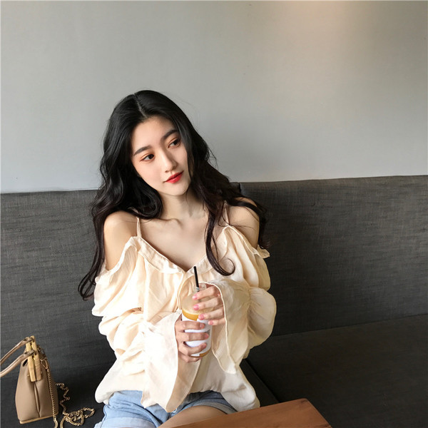 Cămașă modernă de damă cu umerii goi și mâneci lungi