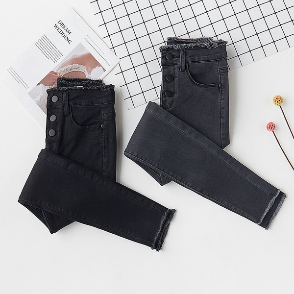 Gombos női farmer több színben