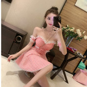 Modern kockás női ruha pántok nélkül, két színben