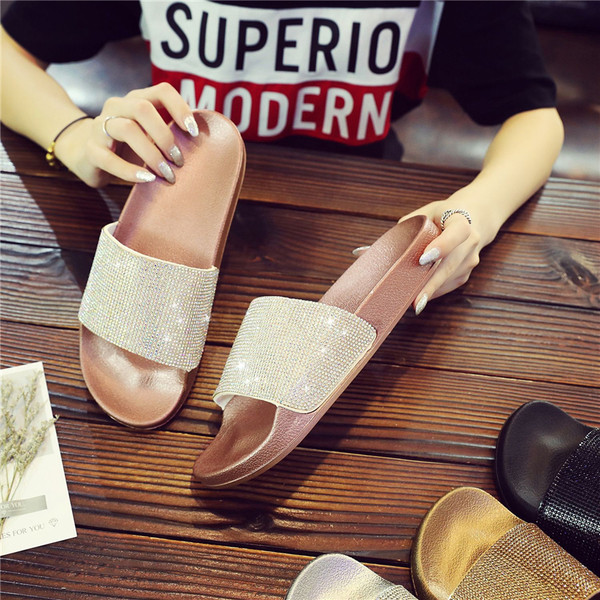 Modern lezser női papucs lapos talppal, négy színben