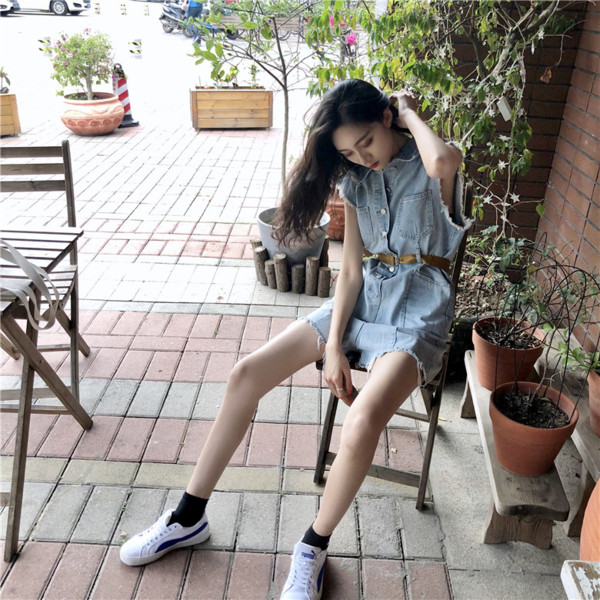 Salopeta de dama cu curea albastra