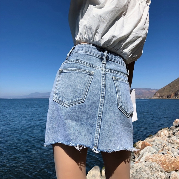 Fusta de dama moderna cu talie inalta si buzunare