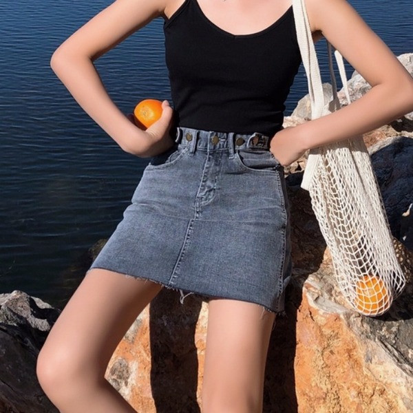 Aktuális női farmerszoknya két színben