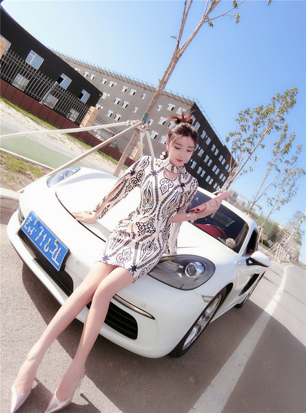 Rochie elegantă de damă cu mâneci largi