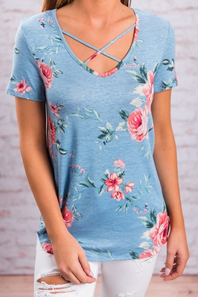 Tricou dama cu maneca scurta cu motiv floral in mai multe culori