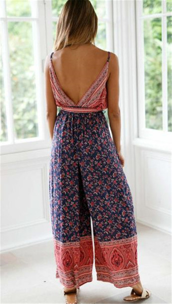 Modern női overall vékony pántokkal és V-nyakkal