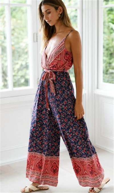 Modern női overall vékony pántokkal és V-nyakkal