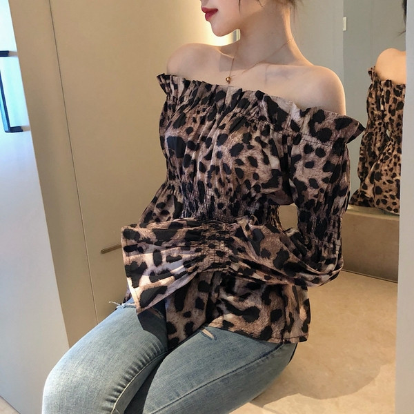 Stílusos női ing csupasz váll