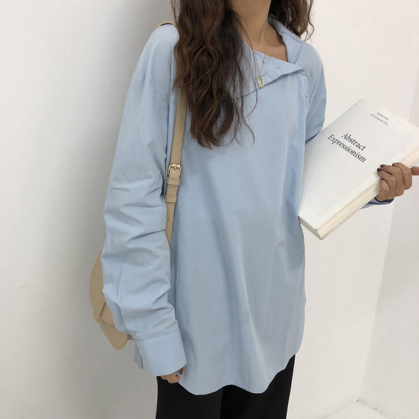 Cămașă elegantă de damă în alb și albastru