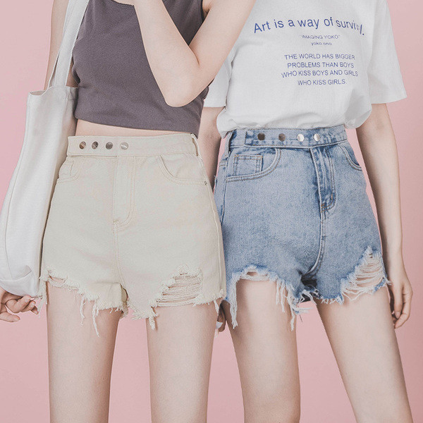 Pantaloni scurti moderni de dama in doua culori