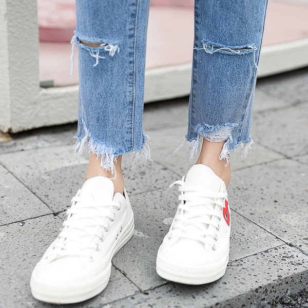 NOU Blugi de damă rupti actuali de culoare albastru deschis