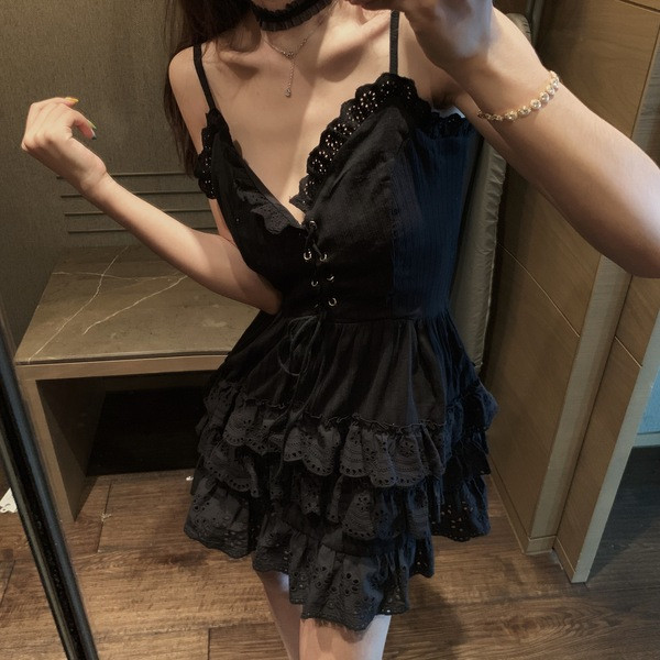 Модерна дамска лятна рокля в два цвята с връзки