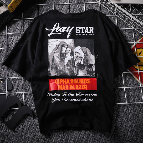 Мъжка тениска в два цвята с апликация и надписи