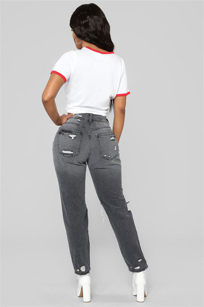 Модерни дамски дънки с разкъсани мотиви и сив цвят