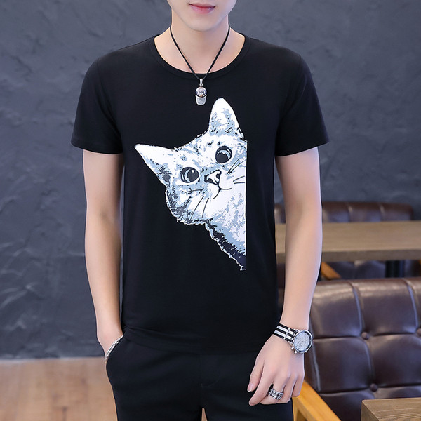 Мъжка модерна тениска в три цвята с къс ръкав и апликация