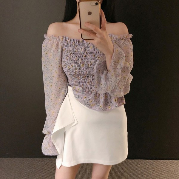 Модерна дамска пола в бял цвят с висока талия