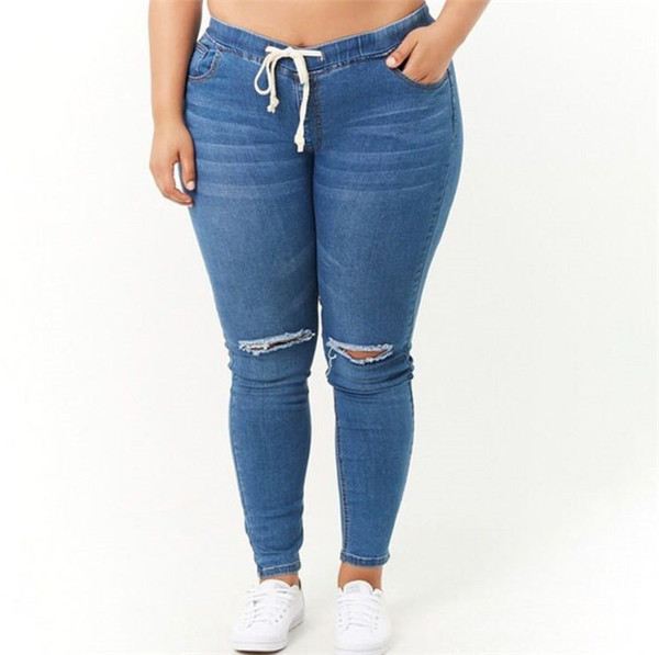 Спортно-елегантни дамски дънки с връзки