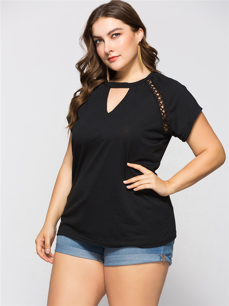 Дамска блуза в черен цвят до 3XL