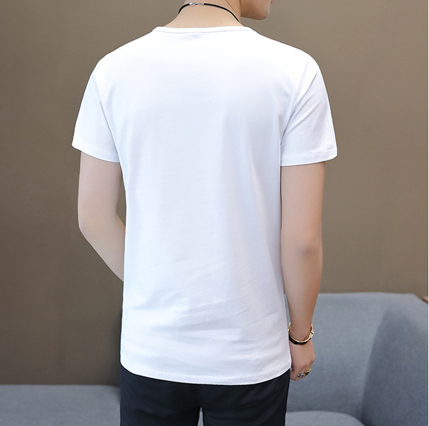 Мъжка ежедневна тениска с къс ръкав в бял и черен цвят 