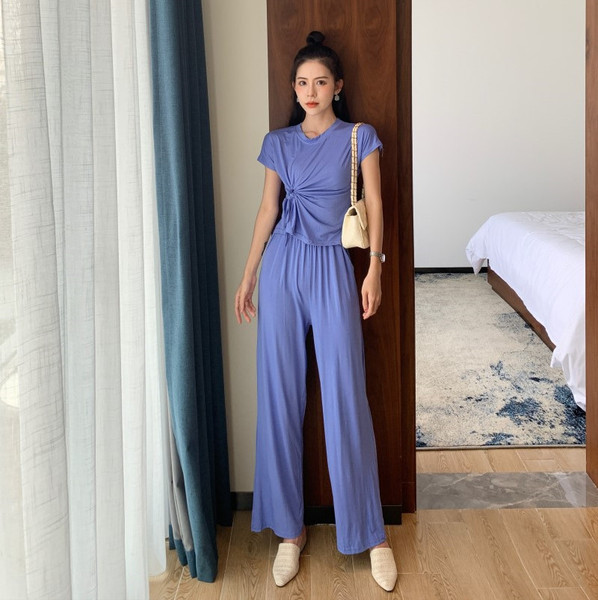 Ежедневен дамски комплект в два цвята от две части 