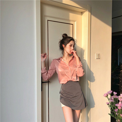 Cămașă modernă de damă în culoarea roz