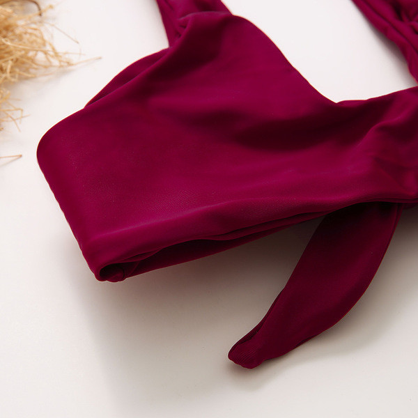 Модерен бански костюм от две части с десен