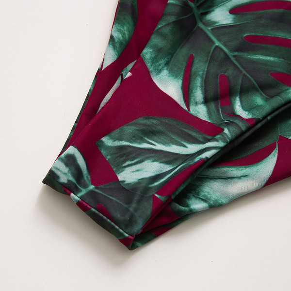 Модерен бански костюм от две части с десен