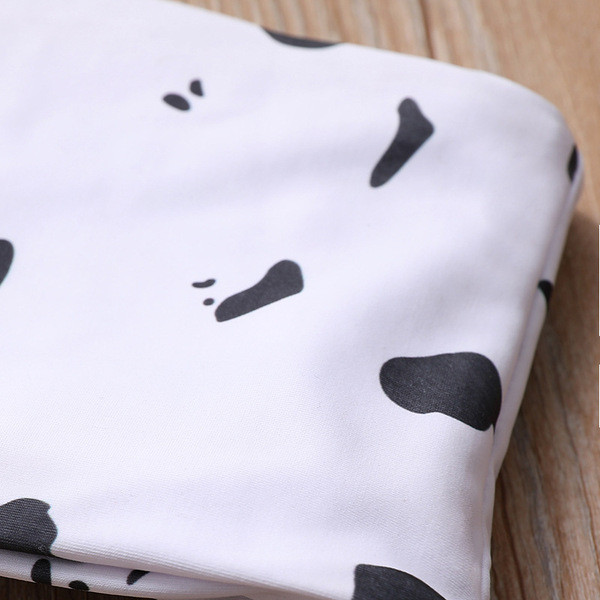 Стилен дамски бански костюм от две части в черно-бял цвят 