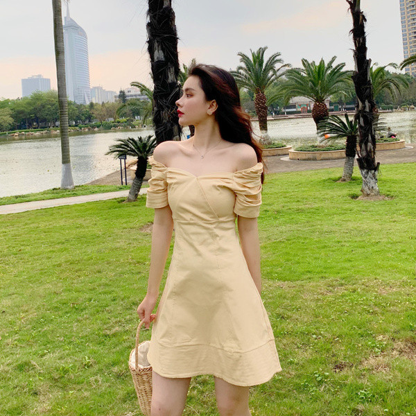 Ежедневна дамска рокля с паднали ръкави в три цвята