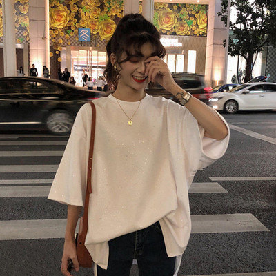 Модерна  дамска тениска с О-образно деколте в бял и черен цвят