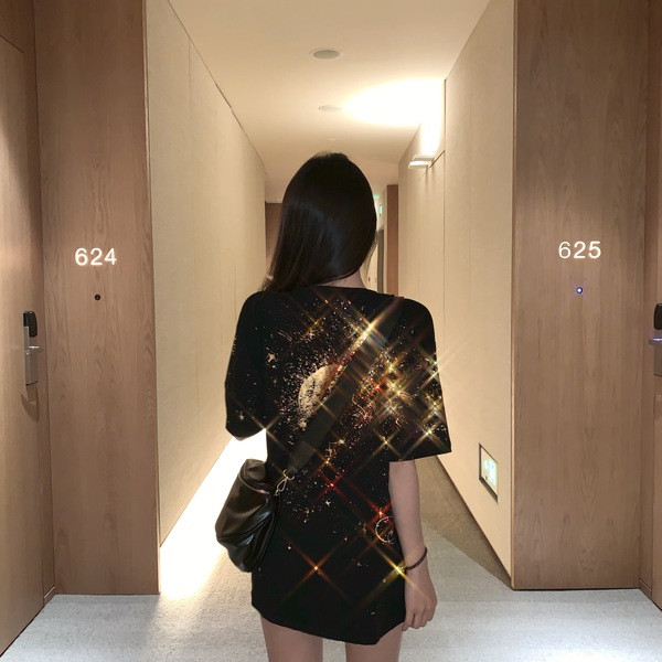 Дамска модерна рокля в черен цвят с камъни