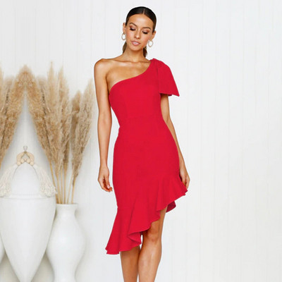 Елегантна дамска рокля с една презрамка в четири цвята