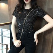 Стилна дамска тениска с лъскав ефект в два цвята