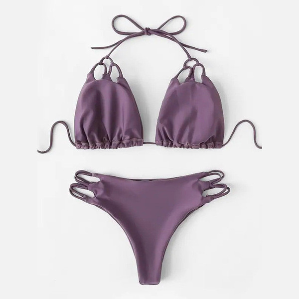 Модерен бански с триъгълно горнище в два цвята