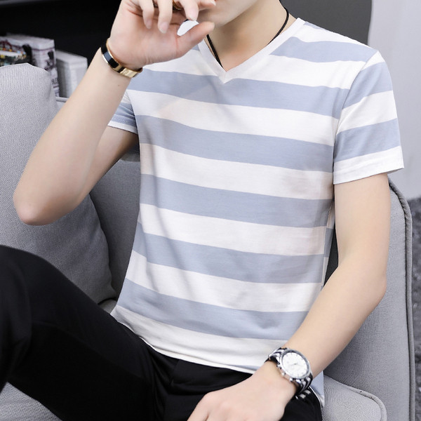 Мъжка раирана тениска с V-образно деколте в три цвята