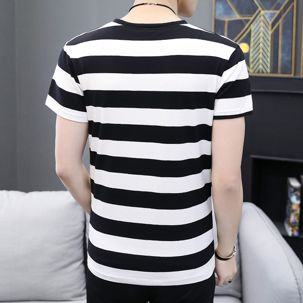 Мъжка раирана тениска с V-образно деколте в три цвята